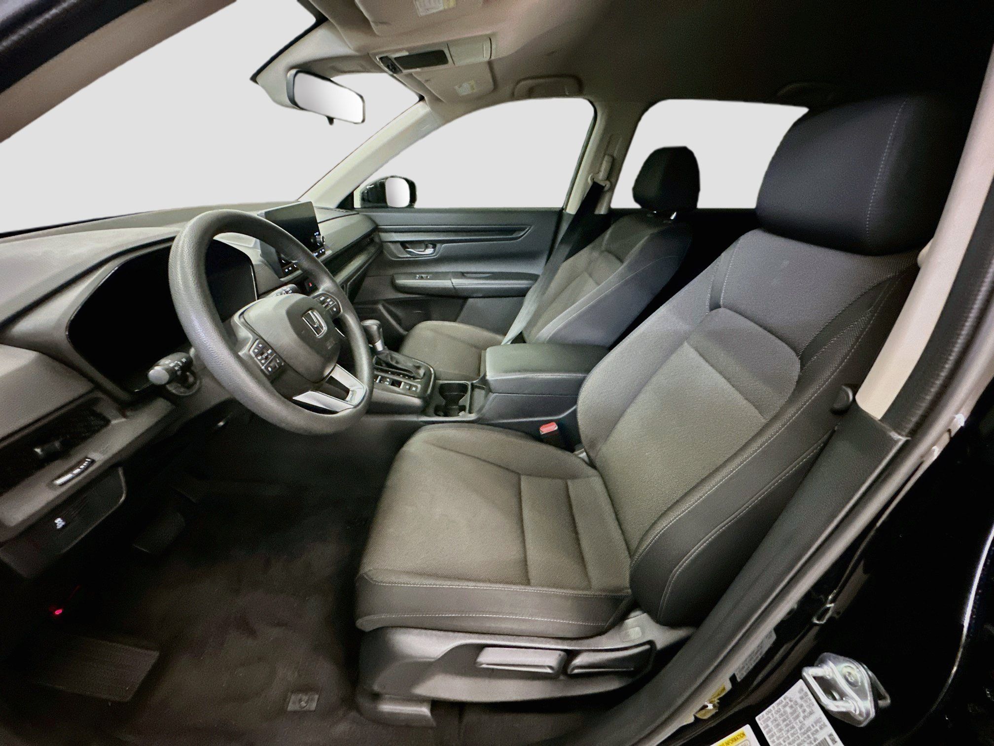 Used 2025 Honda CR-V LX image 13