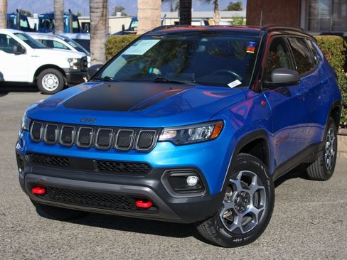 Used 2022 Jeep Compass Trailhawk w/ Trailhawk Convenience Group image 4