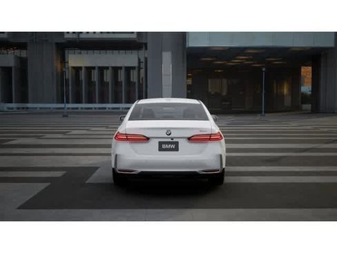 New 2026 BMW 530i 530i w/ Premium Package image 5