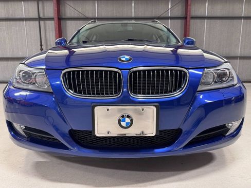 Used 2010 BMW 328i xDrive Wagon AWD/4WD image 15