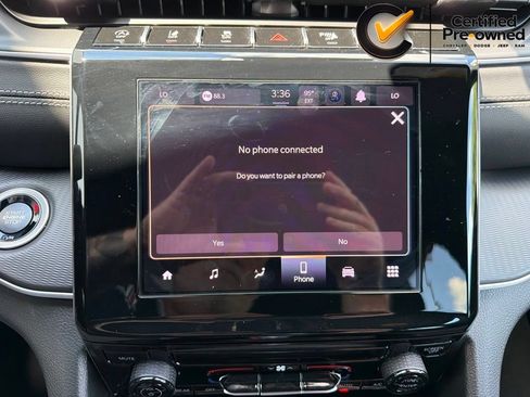 Used 2026 Jeep Grand Cherokee L Laredo RWD image 79