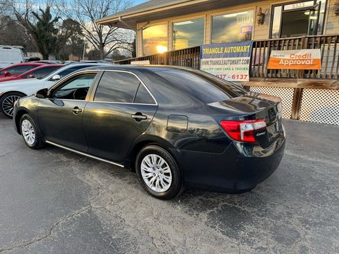 Used 2014 Toyota Camry LE FWD image 7