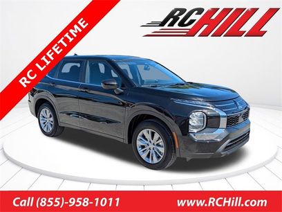 New 2025 Mitsubishi Outlander ES