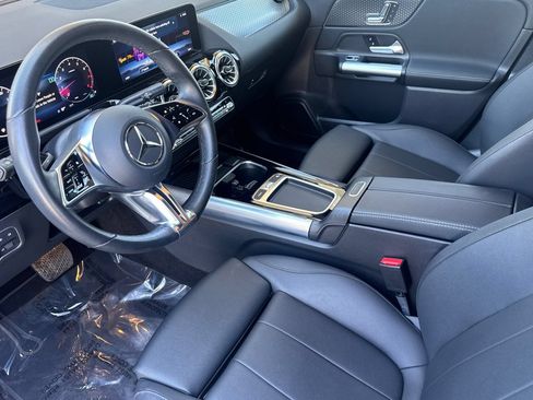 Used 2025 Mercedes-Benz GLA 250 image 10