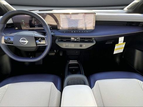 New 2026 Nissan Leaf Platinum+ w/ Cargo Package (Platinum+) image 5