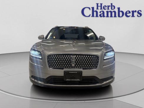 Used 2022 Lincoln Nautilus Reserve image 4