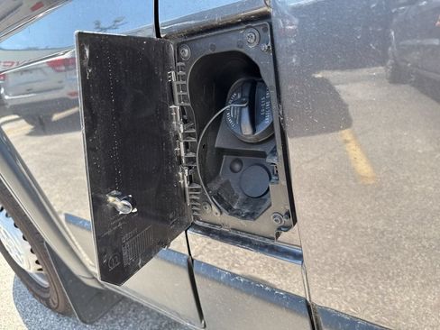 Used 2026 RAM ProMaster 1500 w/ Premium Convenience Group FWD image 7