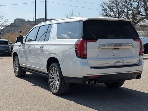 Used 2023 GMC Yukon XL Denali w/ Denali Reserve Package image 5