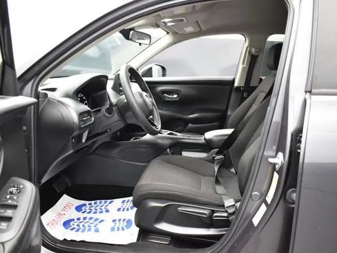 Used 2025 Honda HR-V LX image 14