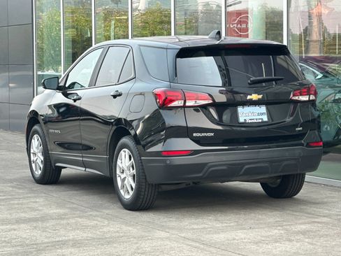 Used 2023 Chevrolet Equinox LS AWD/4WD image 5
