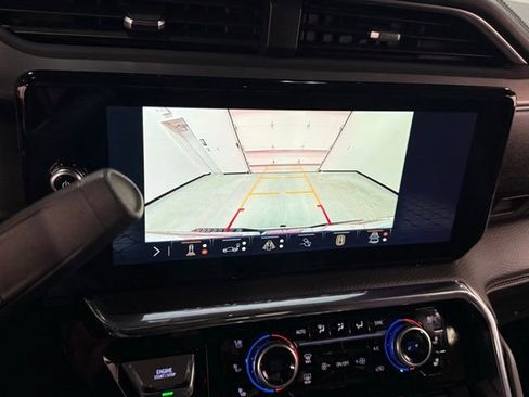 Used 2024 GMC Sierra 3500 Denali w/ Denali Reserve Package image 29