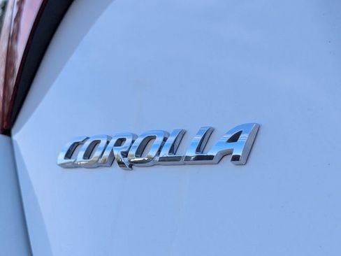 Used 2019 Toyota Corolla LE image 26