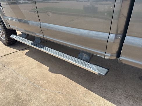 Used 2017 Ford F250 XLT w/ XLT Value Package image 11