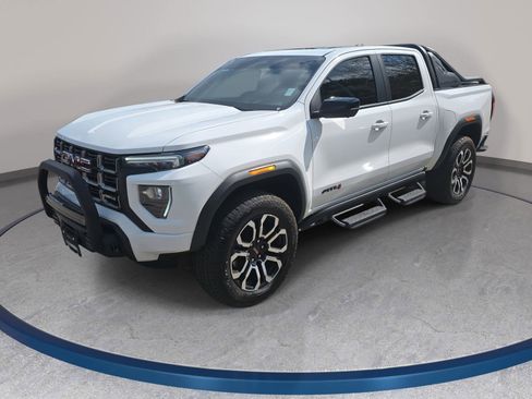 Used 2025 GMC Canyon AT4 w/ Nightfall Edition image 1