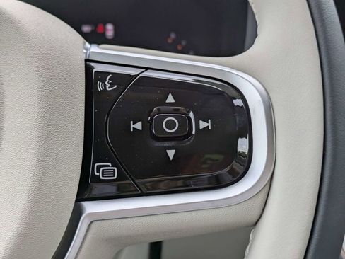 New 2026 Volvo XC60 B5 Ultra w/ Protection Package Premier AWD/4WD image 36