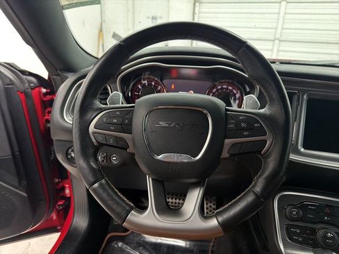 Used 2016 Dodge Challenger SRT Hellcat image 16