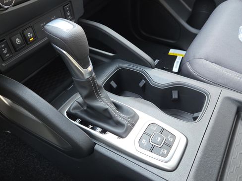 New 2026 Nissan Frontier SV image 22