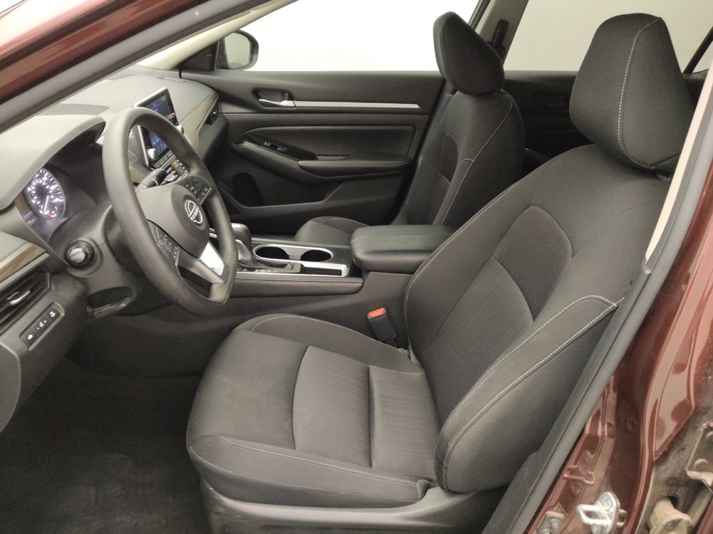 Used 2023 Nissan Altima 2.5 SV FWD image 17