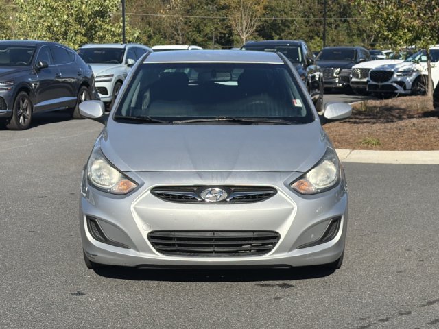 Used 2012 Hyundai Accent GS FWD image 2