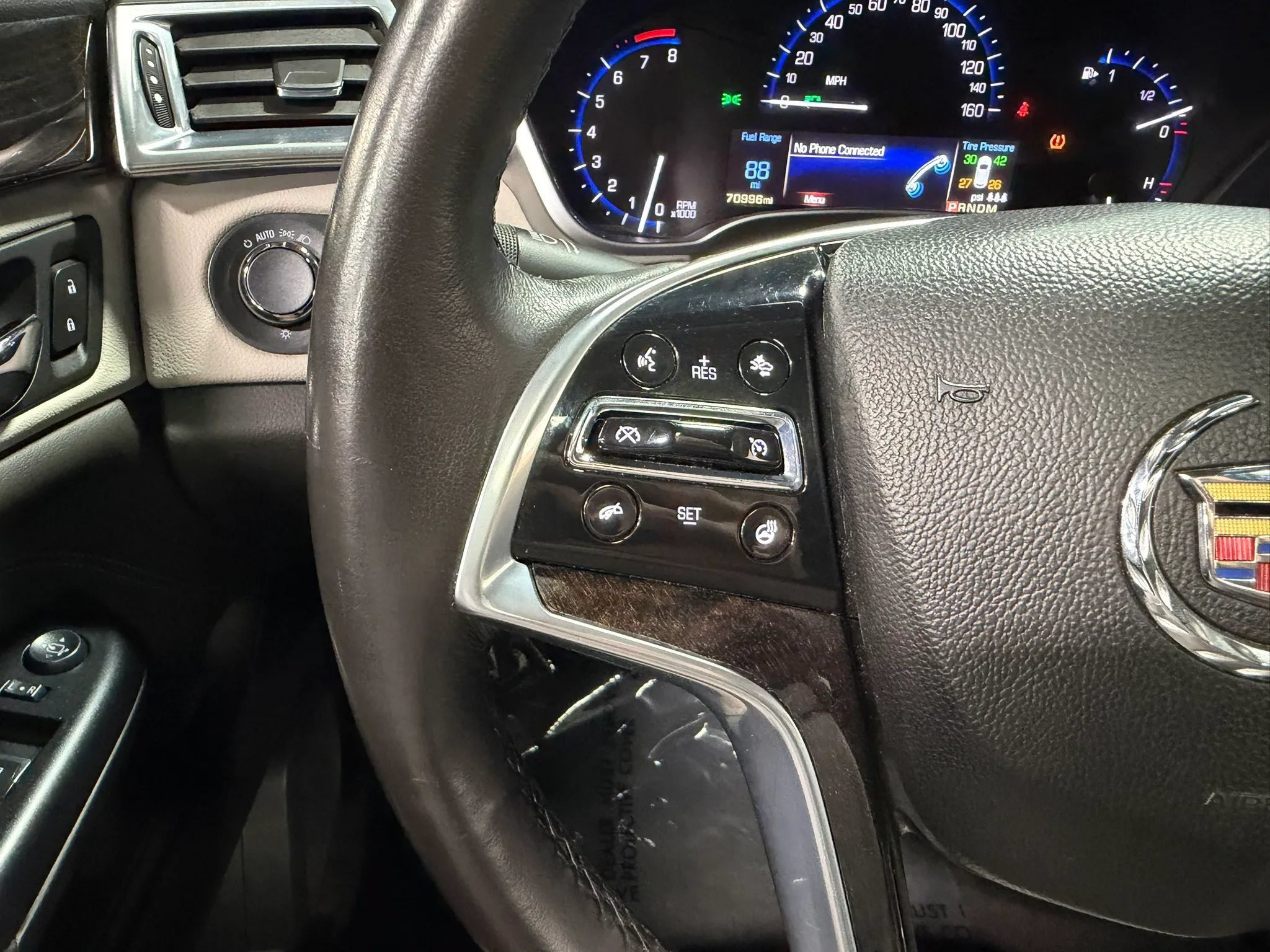 Used 2015 Cadillac SRX Luxury w/ Driver Awareness Package AWD/4WD image 13
