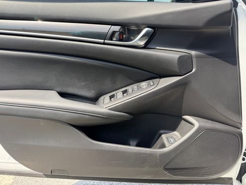 Used 2022 Honda Accord Sport image 43