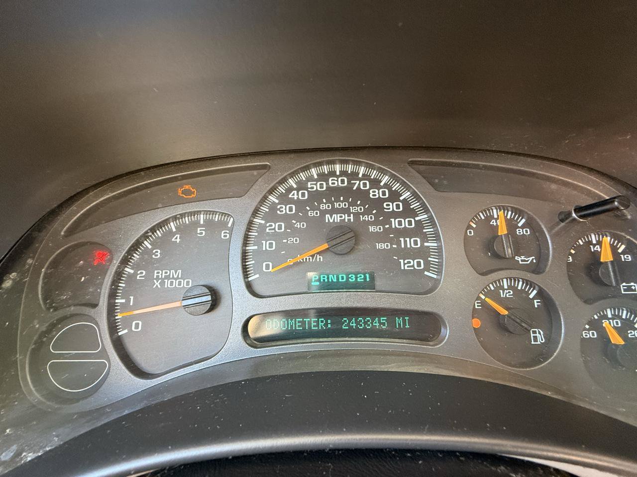 Used 2004 GMC Yukon SLT w/ 1SD Preferred Equipment Group RWD image 16