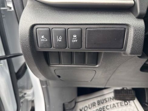 Used 2024 Mitsubishi Eclipse Cross ES image 10