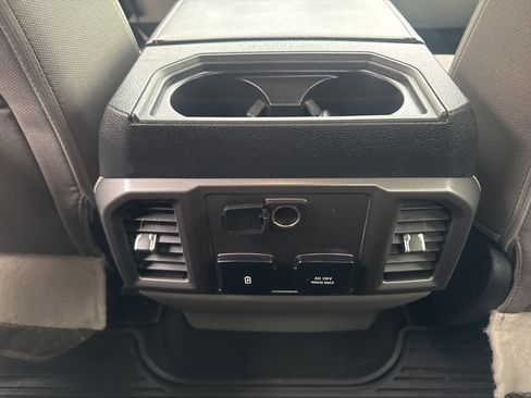 Used 2019 Ford F250 XLT w/ XLT Premium Package image 40