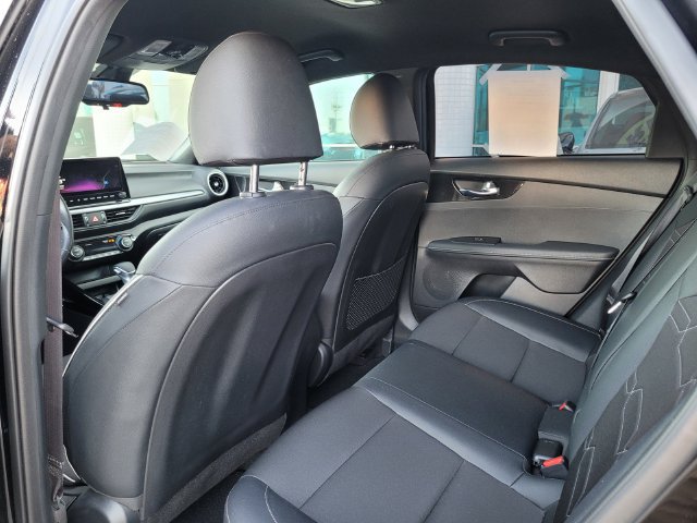 Certified 2023 Kia Forte GT-Line FWD image 16