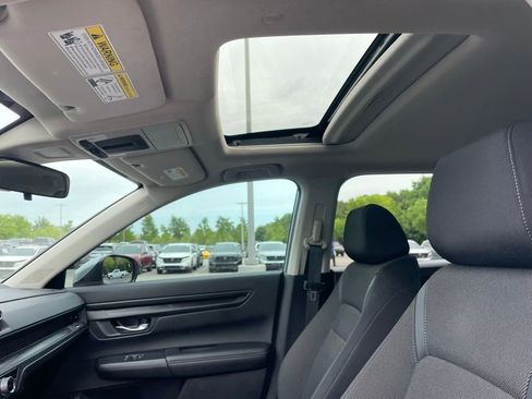 Certified 2025 Honda CR-V EX image 28