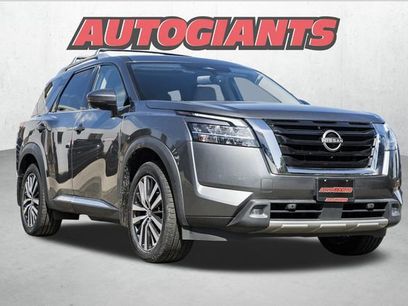 Used 2022 Nissan Pathfinder Platinum w/ Cargo Package