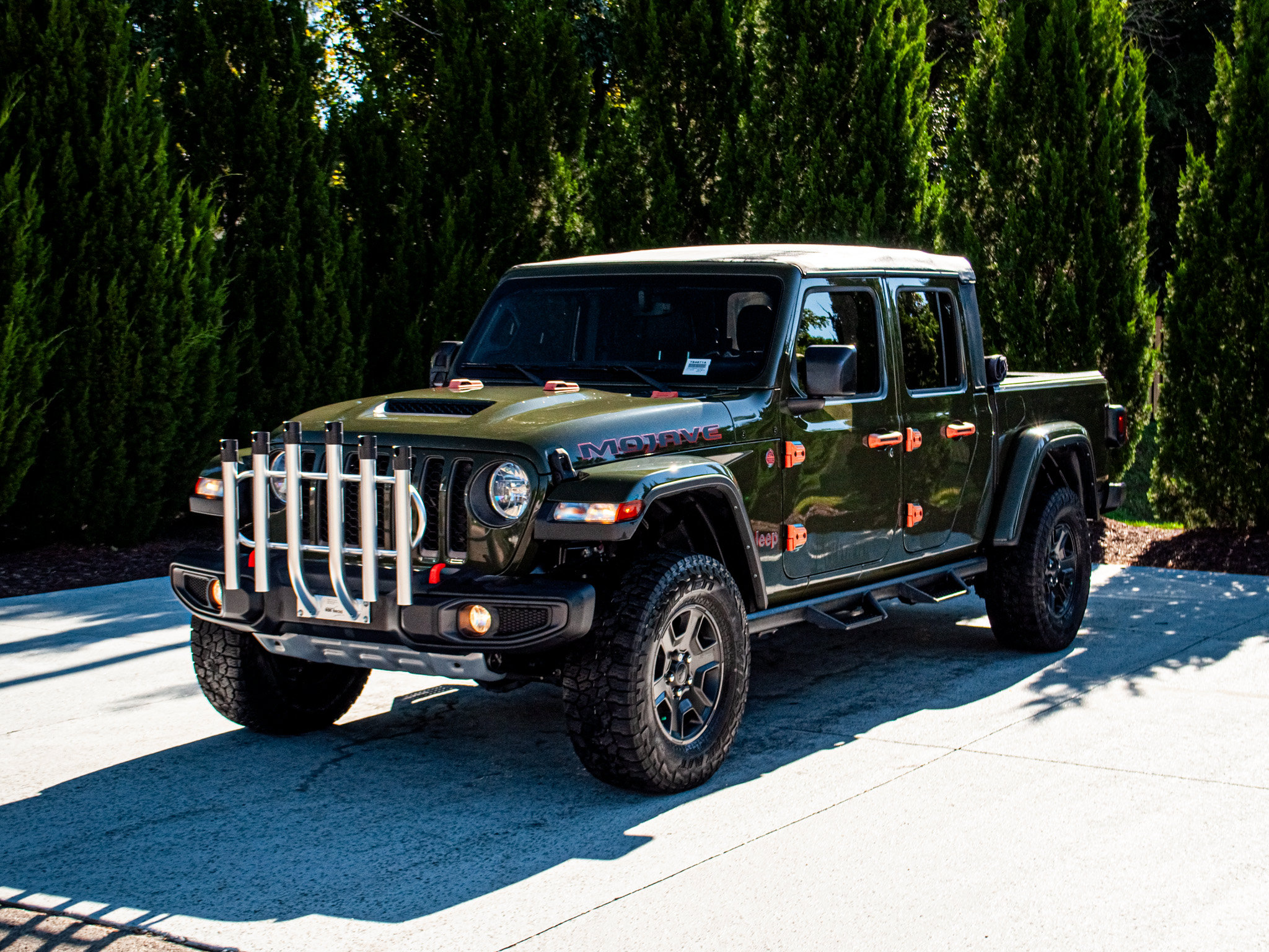 Used 2023 Jeep Gladiator Mojave w/ Cold Weather Group AWD/4WD image 5