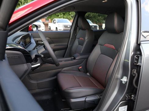 New 2025 Nissan Kicks SR image 10