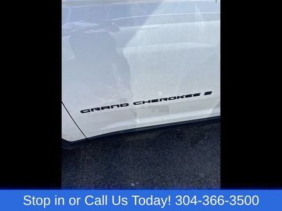 Used 2023 Jeep Grand Cherokee Limited w/ Black Appearance Package