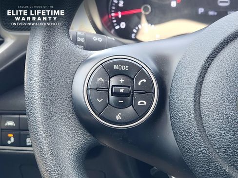 Used 2022 Kia Soul LX w/ Technology Package FWD image 27