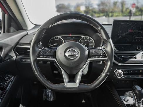 Used 2023 Nissan Altima 2.5 SR w/ SR Premium Package image 24