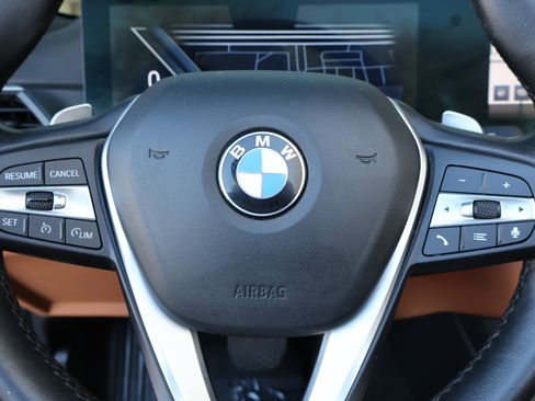 Used 2024 BMW 430i Convertible w/ Convenience Package image 22