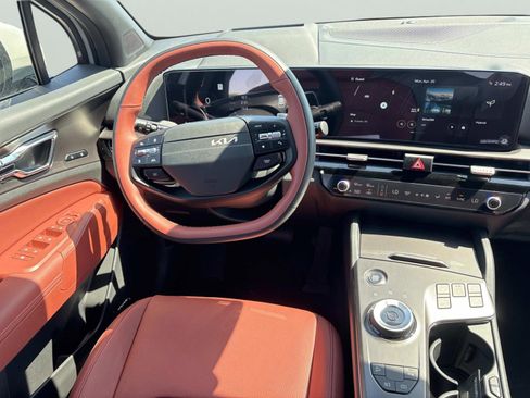 New 2026 Kia Sportage SX Prestige AWD/4WD image 11