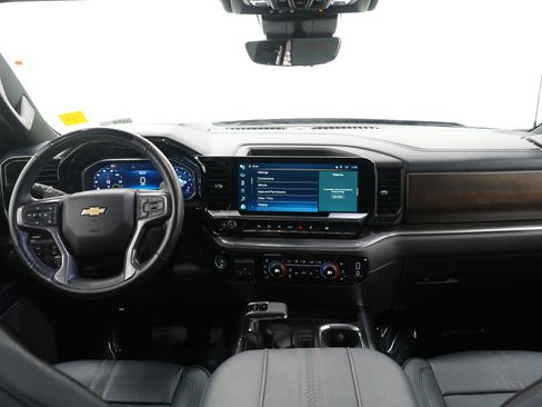Used 2024 Chevrolet Silverado 1500 High Country image 15