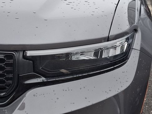 New 2025 Jeep Grand Cherokee Limited AWD/4WD image 4