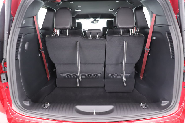 New 2027 Chrysler Pacifica Select FWD image 29