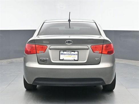 Used 2010 Kia Forte EX image 13