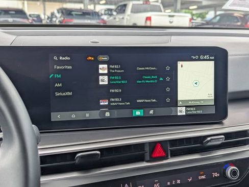 Used 2025 Kia Sorento S FWD image 6