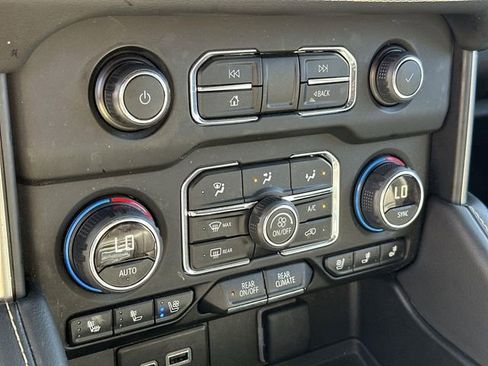 Used 2024 Chevrolet Tahoe Premier image 38