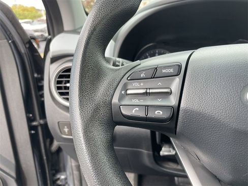 Used 2019 Hyundai Kona SE image 14