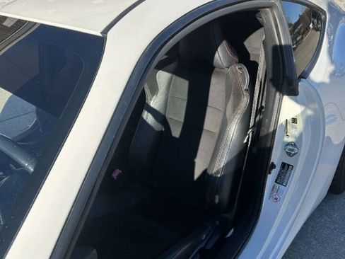 Used 2015 Subaru BRZ Limited w/ Popular Package #1B image 24