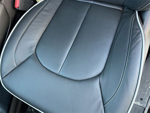 New 2026 Chrysler Pacifica Limited w/ Trailer Tow Group image 13