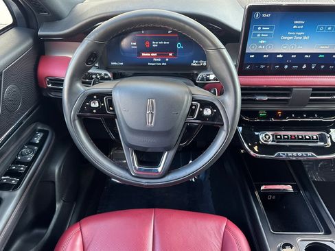 Certified 2025 Lincoln Corsair Grand Touring image 14