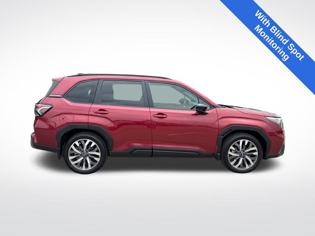 Used 2025 Subaru Forester Touring AWD/4WD image 2
