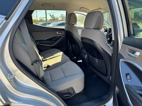 Used 2015 Hyundai Santa Fe Sport image 10